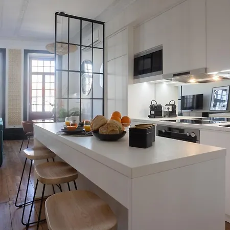 Apartment Amazing Family Flat In Center Porto